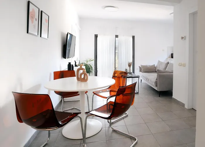 Haim Arlosoroff Residence With Shelter